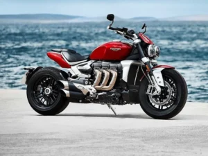 Triumph Rocket 3