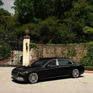 Mercedes Maybach S680 Price in India
