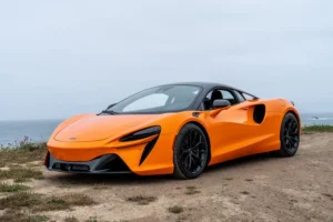 Mclaren
