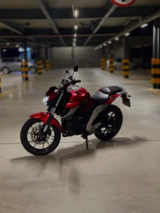 Yamaha Fz25
